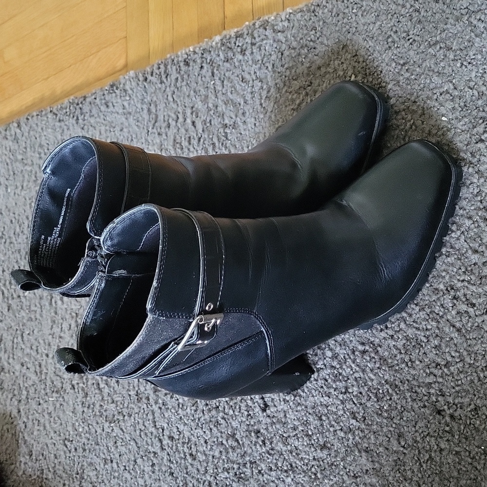 Boots 👢